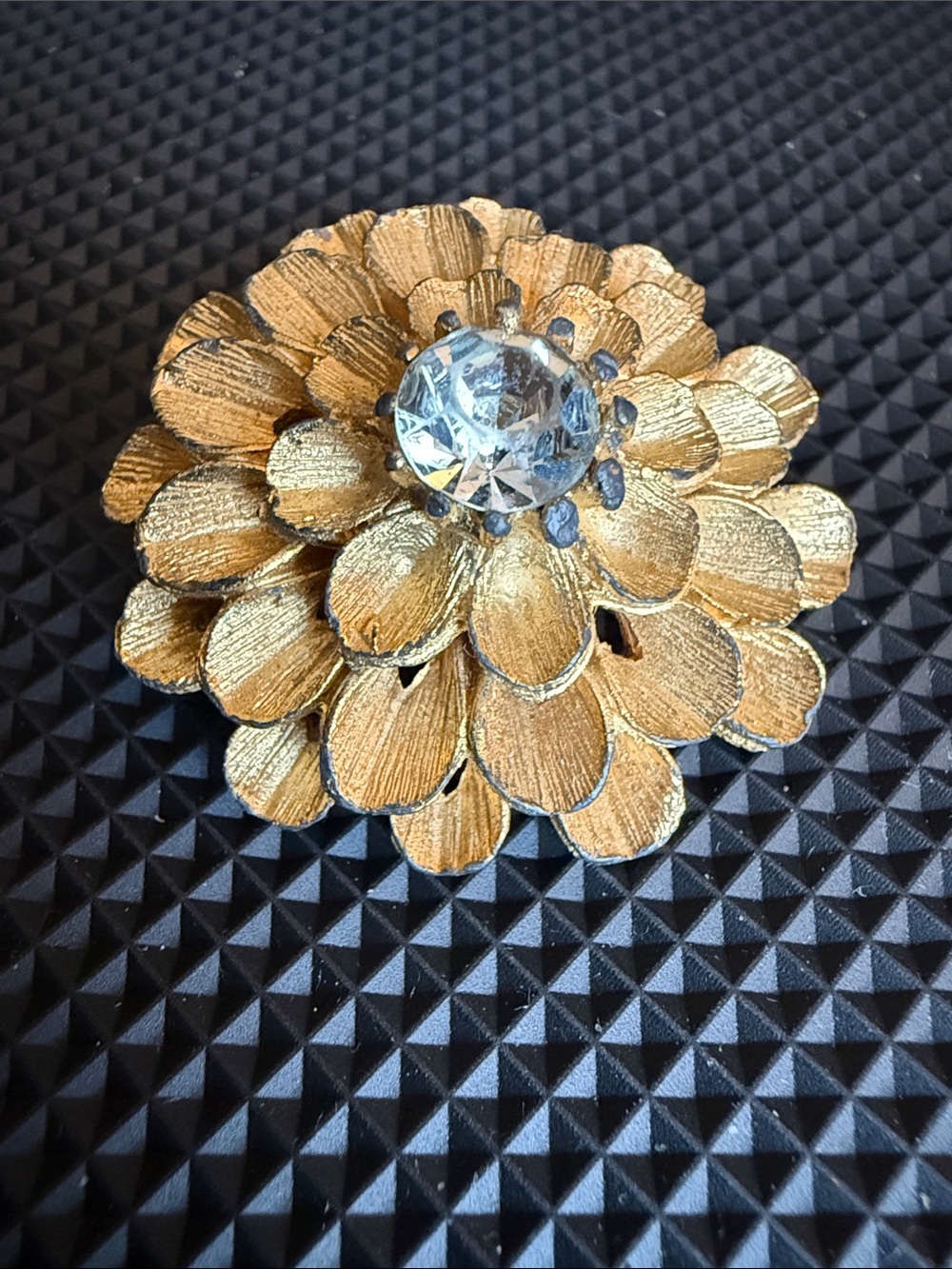 Vintage Gold Floral Crystal Brooch - Elegant Womens Accessory